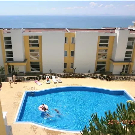 Beautiful 2-Bed Apartment In Sveti Vlas شقة سفيتي فلاس
